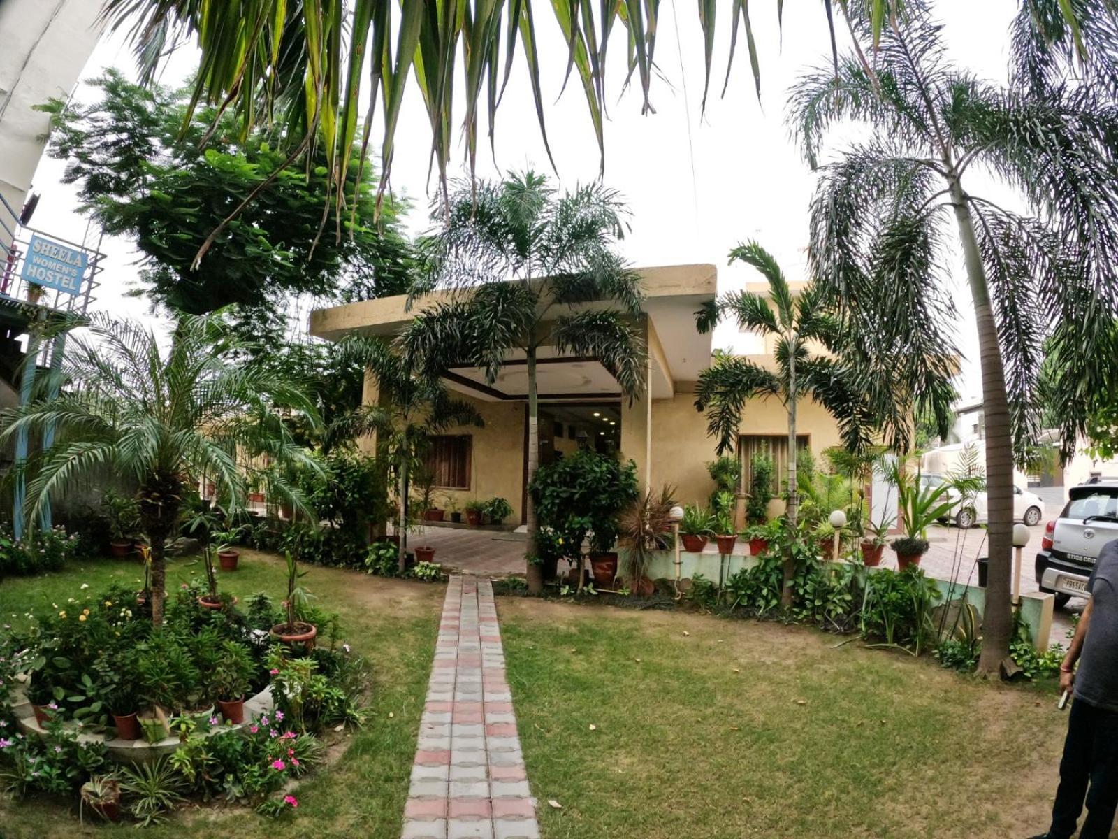 Sheela Stays Ludhiana Exteriör bild